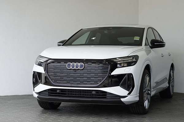2024 Audi Q4 e-tron 55 F4