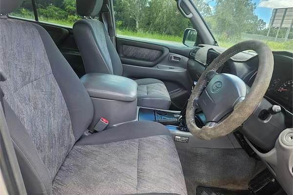 2001 Toyota Landcruiser GXL HDJ100R
