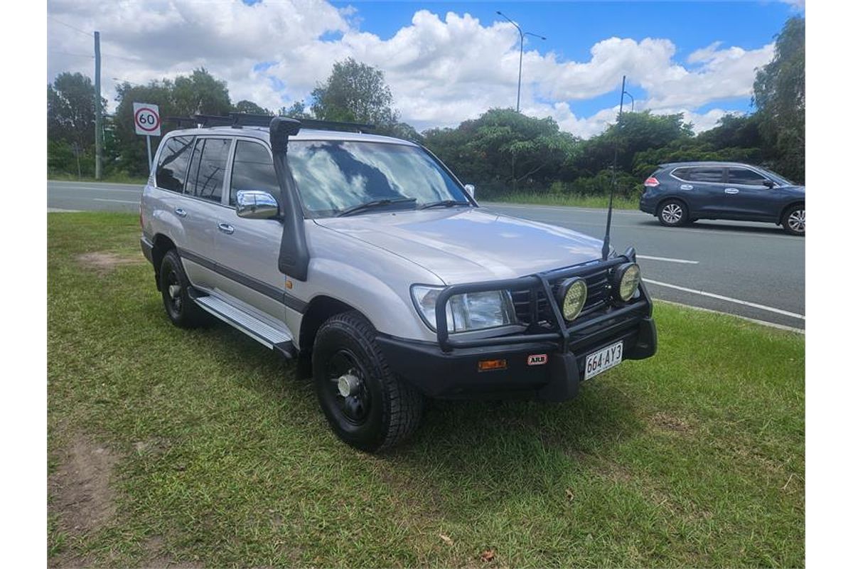 2001 Toyota Landcruiser GXL HDJ100R