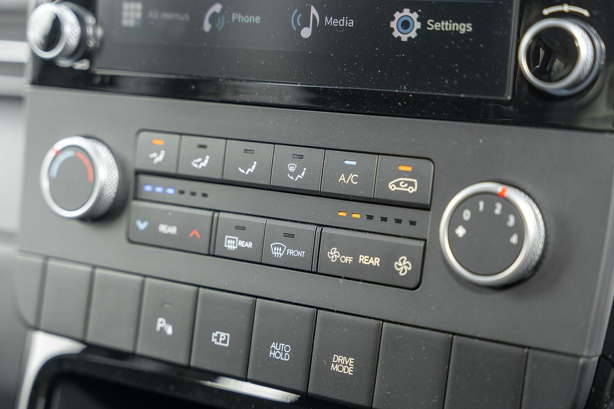 2024 Hyundai STARIA US4.V3