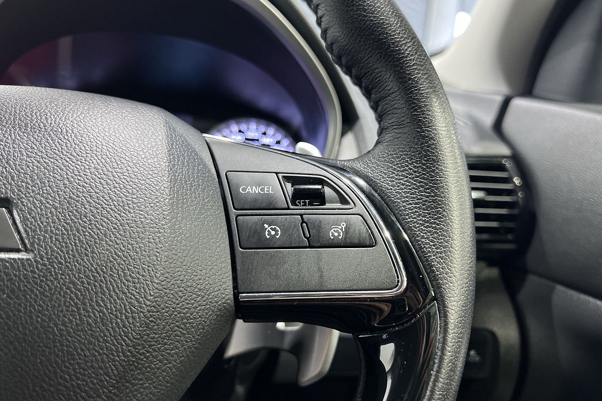 2023 Mitsubishi Eclipse Cross LS YB