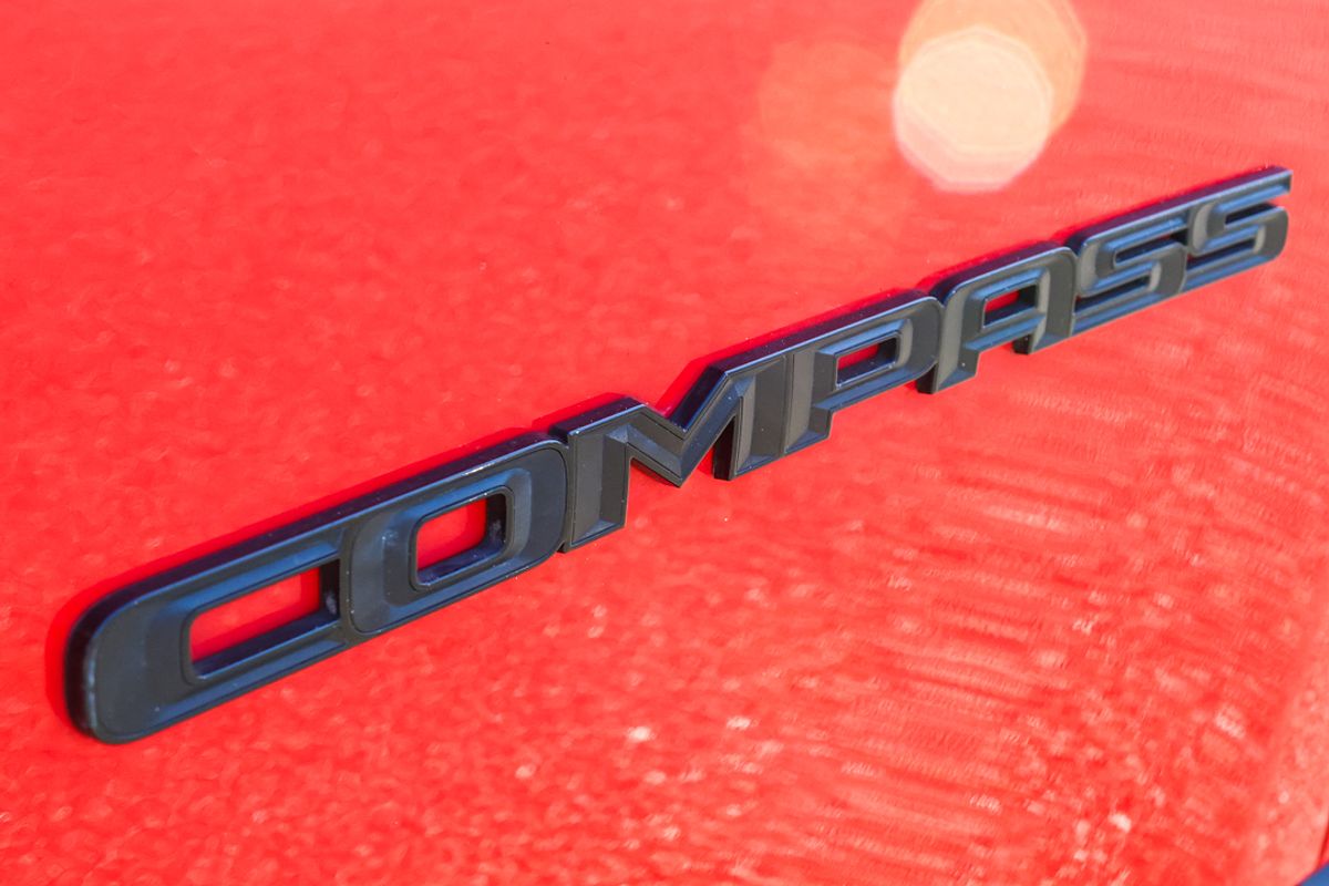 2022 Jeep Compass Night Eagle M6