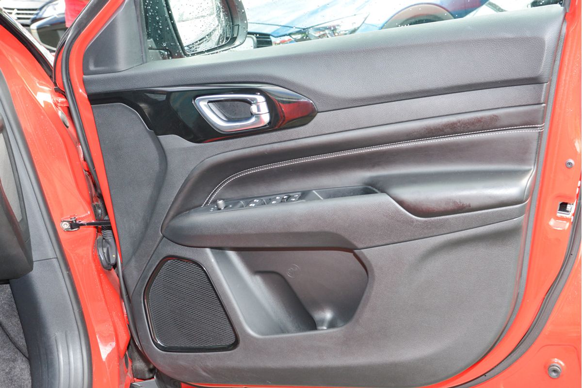 2022 Jeep Compass Night Eagle M6