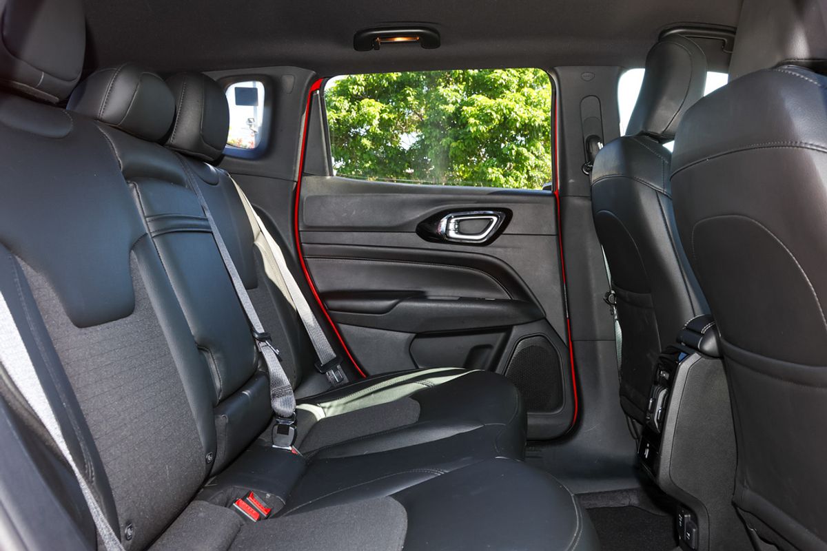 2022 Jeep Compass Night Eagle M6