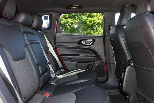 2022 Jeep Compass Night Eagle M6