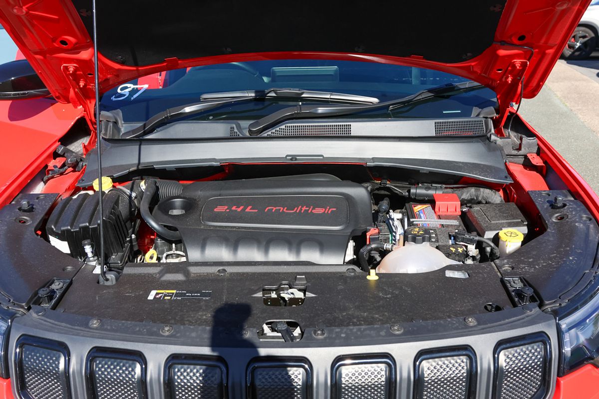 2022 Jeep Compass Night Eagle M6