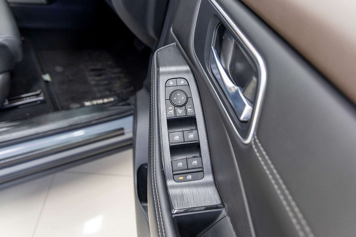 2022 Nissan X-TRAIL ST-L T33