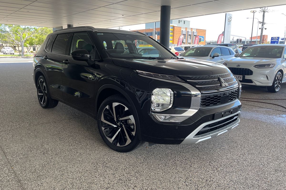 2024 Mitsubishi Outlander Exceed Tourer ZM