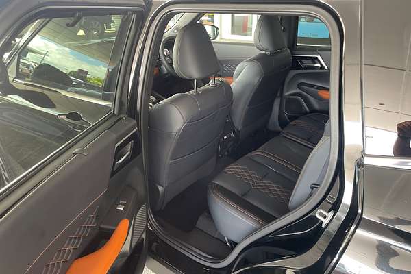 2024 Mitsubishi Outlander Exceed Tourer ZM