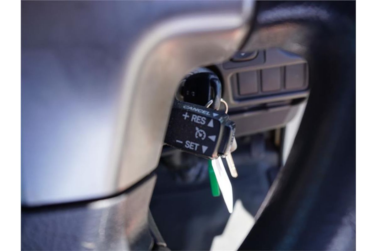2019 Toyota Hiace Commuter KDH223R