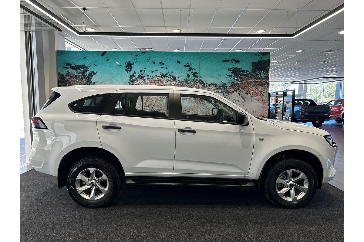 2024 Isuzu MU-X LS-M