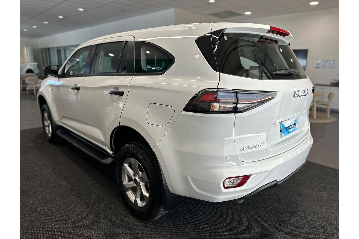 2024 Isuzu MU-X LS-M