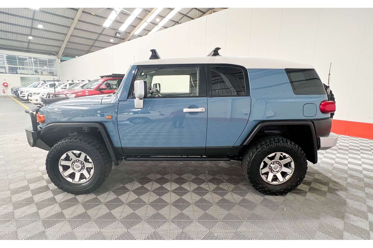 2013 Toyota FJ Cruiser GSJ15R