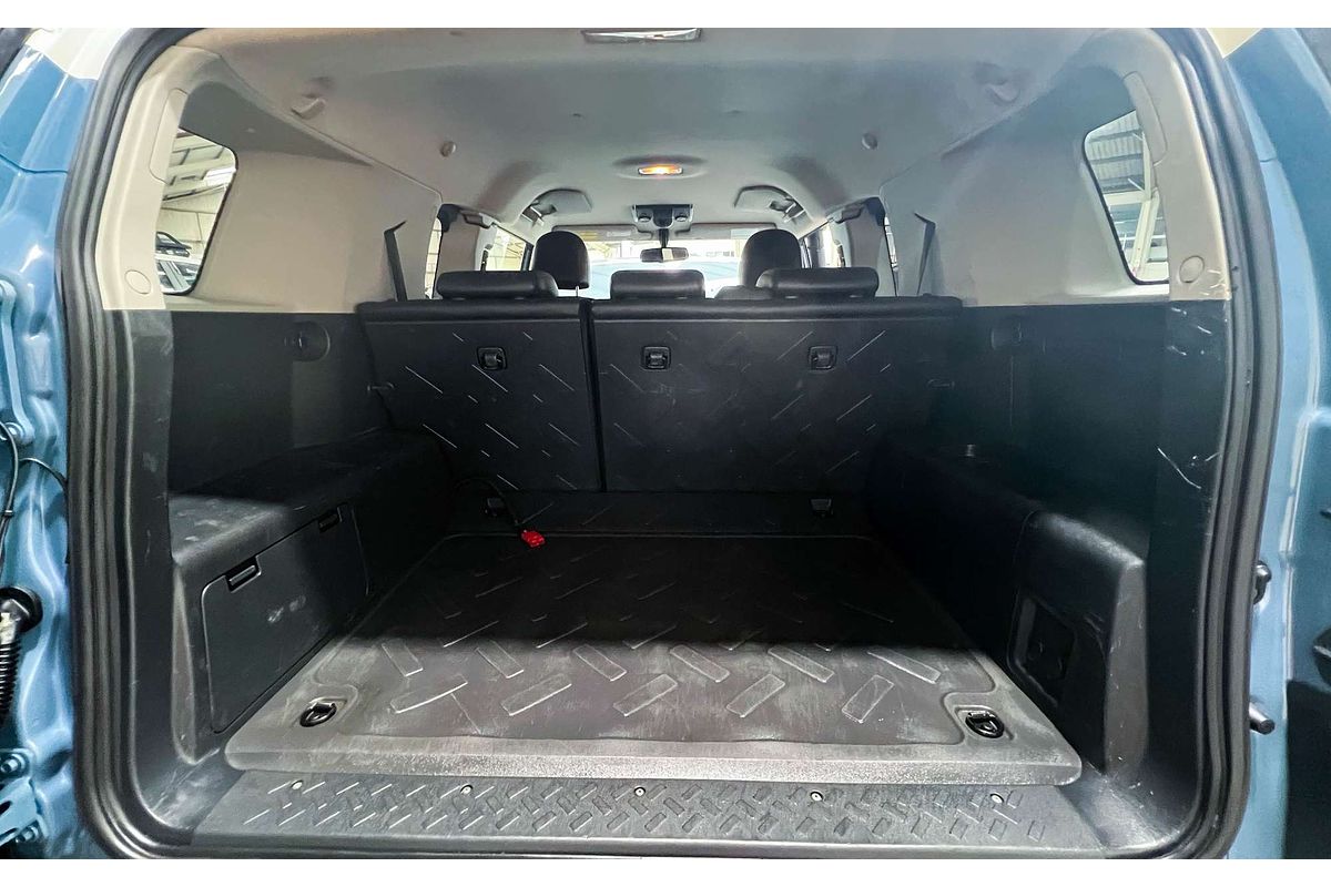 2013 Toyota FJ Cruiser GSJ15R