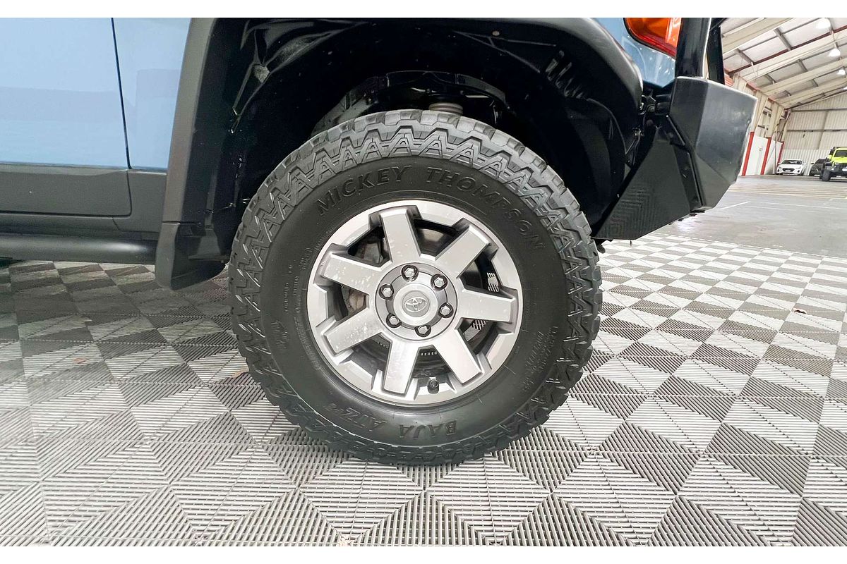 2013 Toyota FJ Cruiser GSJ15R