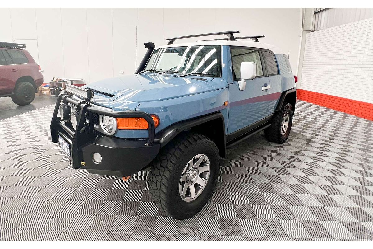 2013 Toyota FJ Cruiser GSJ15R