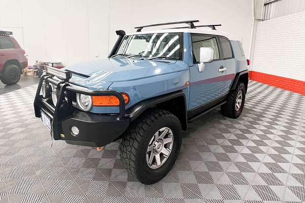 2013 Toyota FJ Cruiser GSJ15R