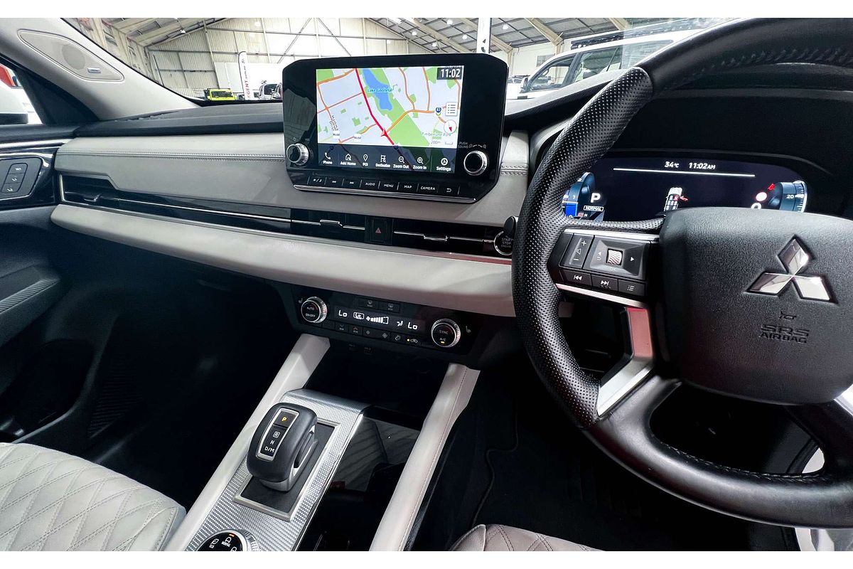 2021 Mitsubishi Outlander Exceed ZL