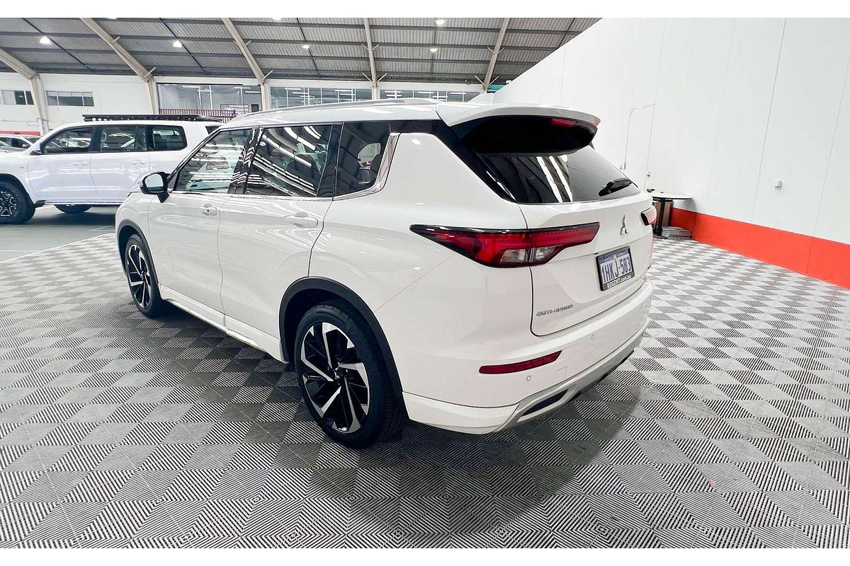 2021 Mitsubishi Outlander Exceed ZL