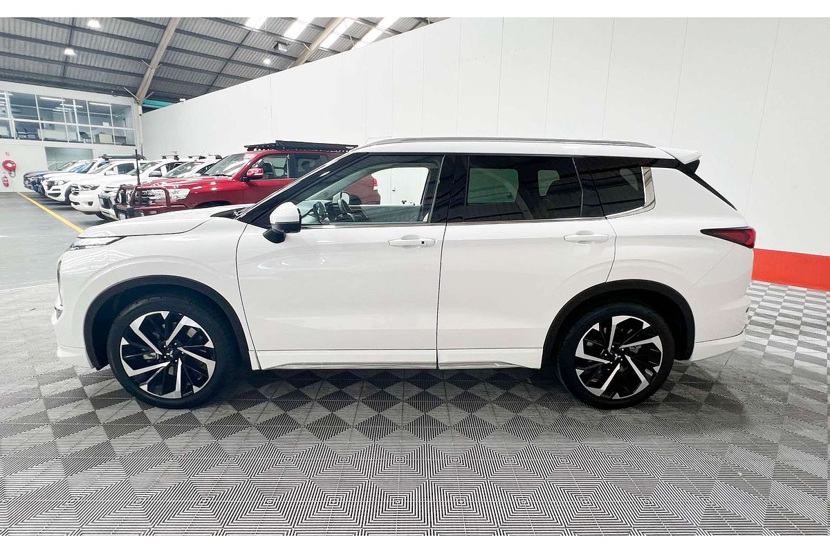 2021 Mitsubishi Outlander Exceed ZL