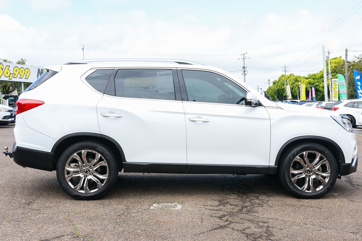 2019 SsangYong Rexton Ultimate Y400