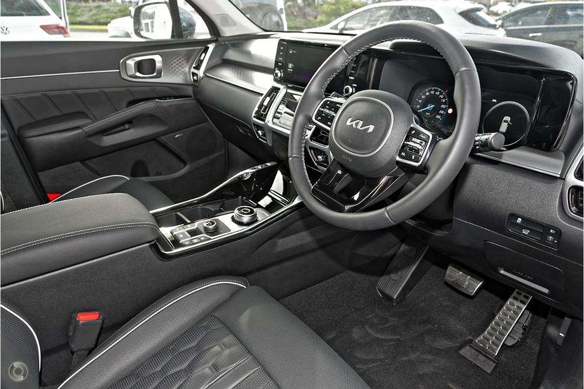 2023 Kia Sorento GT-Line MQ4