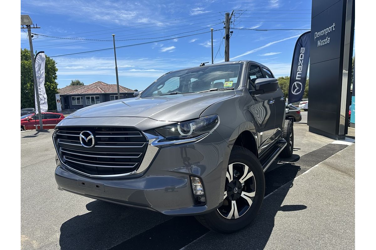 Mazda BT-50 F 6AUTO 3.0L DUAL CAB CHASSIS XTR 4X4