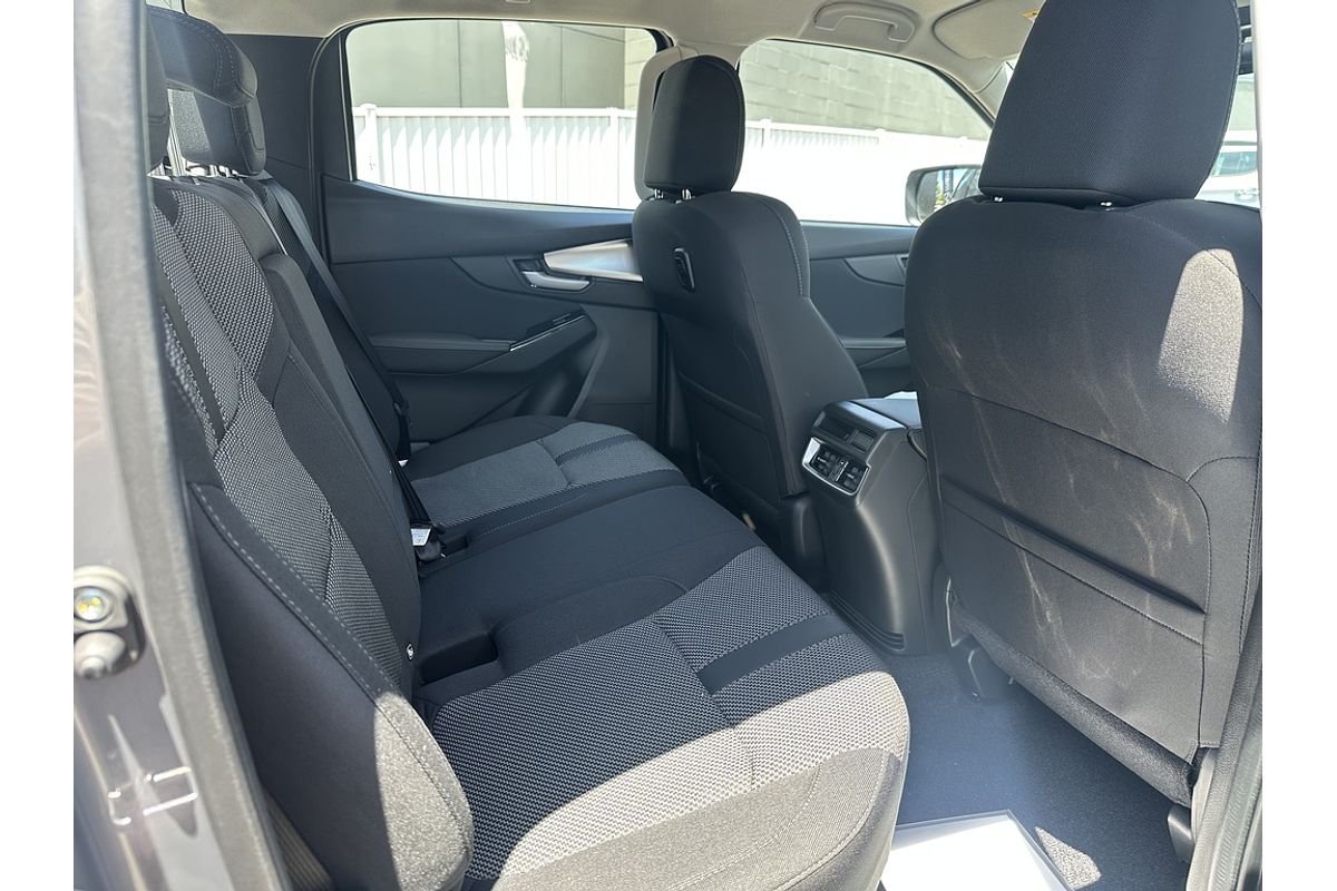 Mazda BT-50 F 6AUTO 3.0L DUAL CAB CHASSIS XTR 4X4