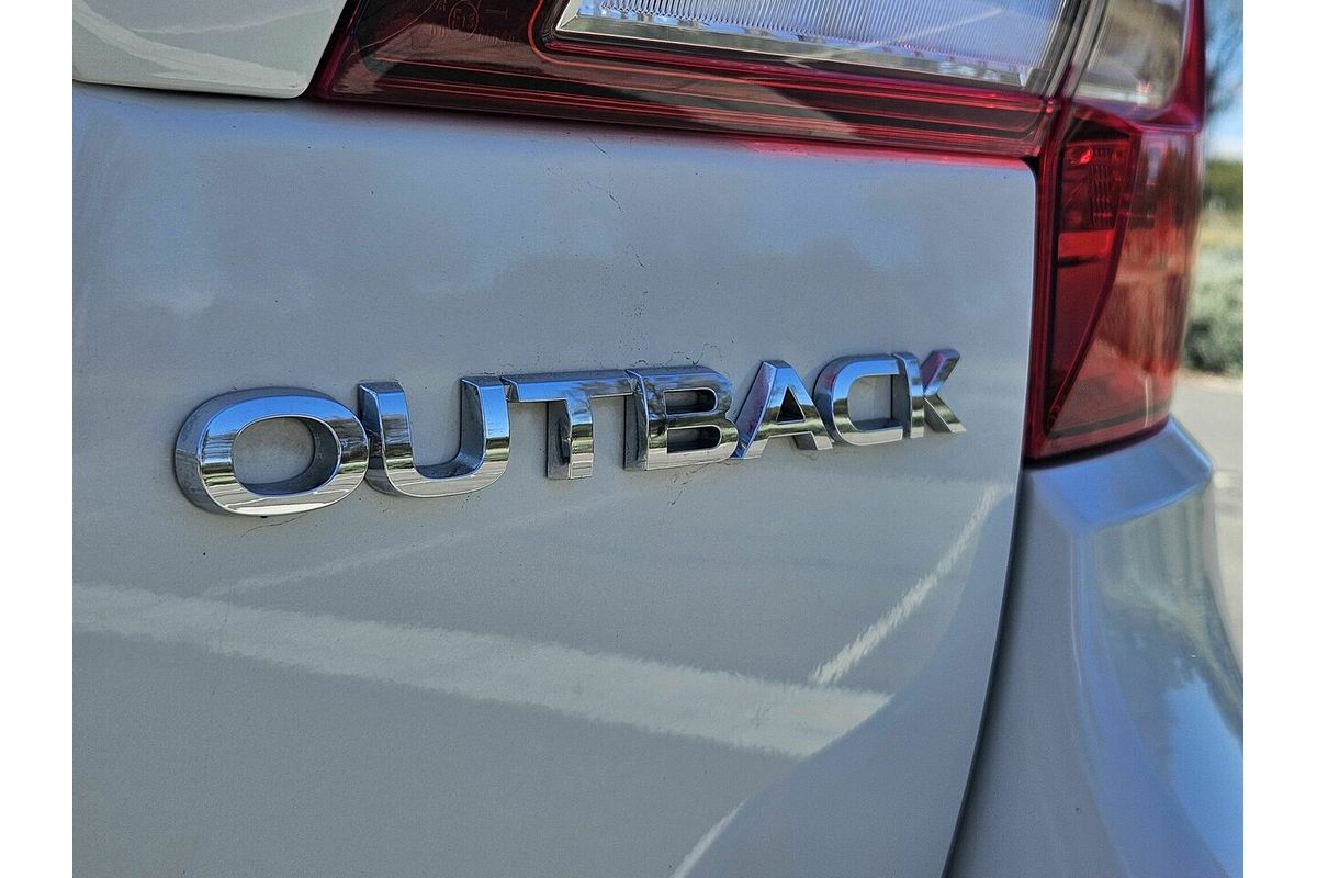 2017 Subaru Outback 2.5I Premium AWD MY18