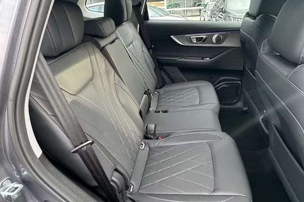 2024 Chery Tiggo 8 Pro Max Urban T31