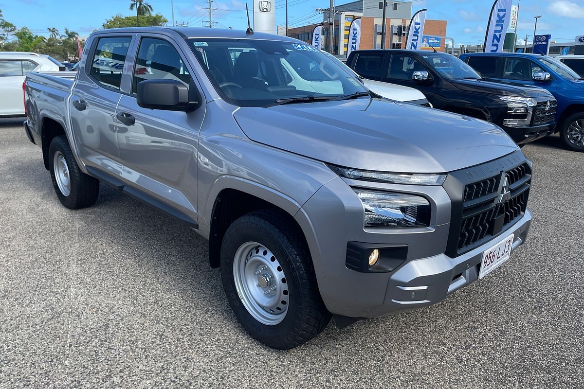 2024 Mitsubishi Triton GLX MV 4X4