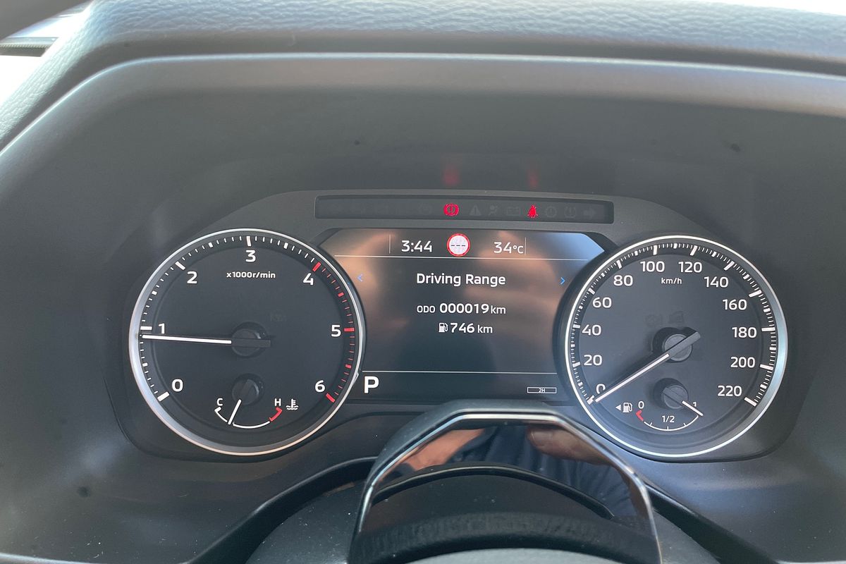 2024 Mitsubishi Triton GLX MV 4X4