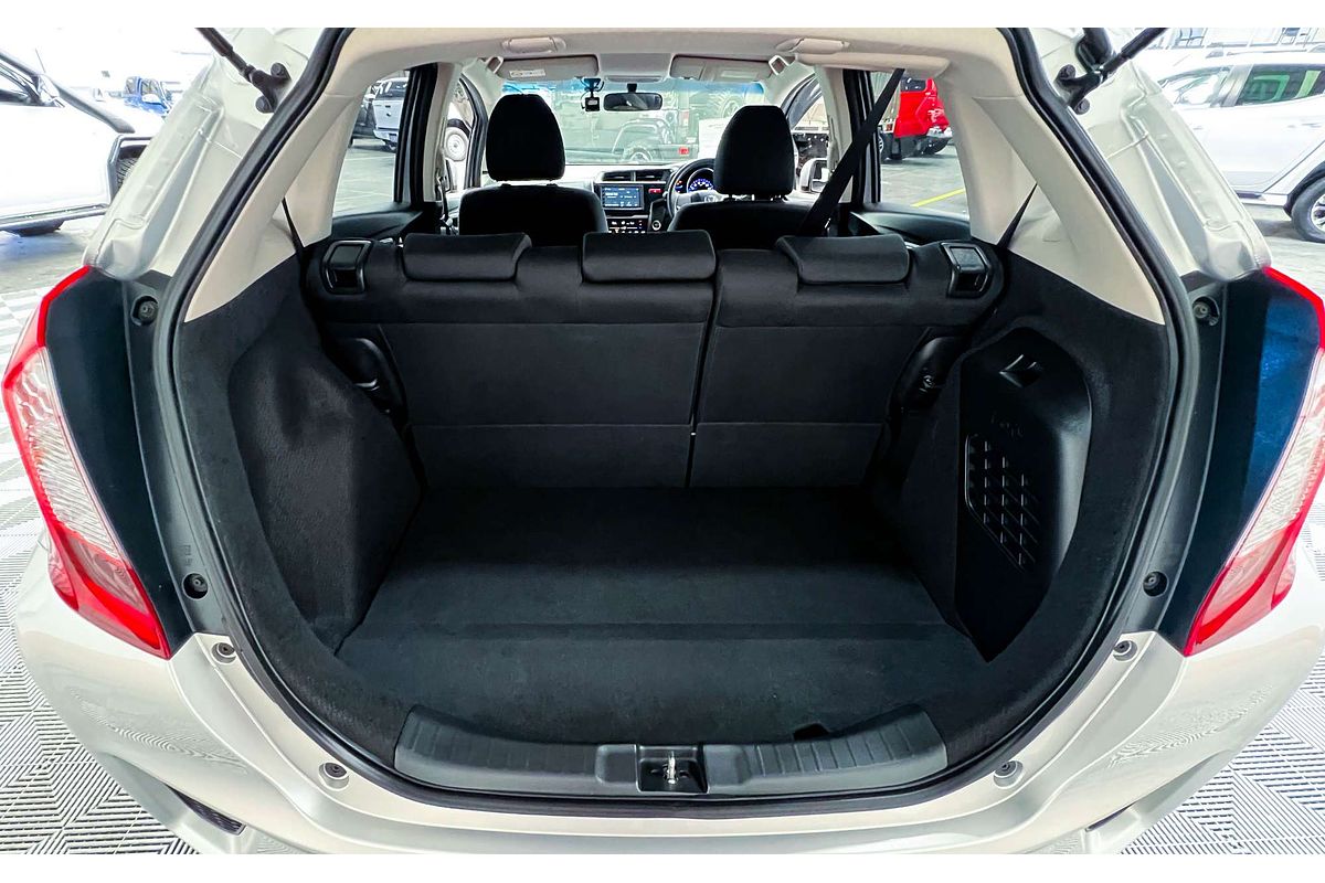 2014 Honda Jazz Hybrid GE