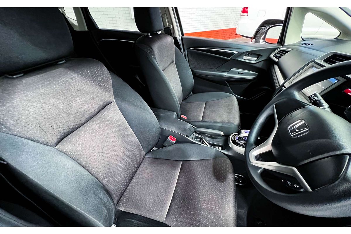 2014 Honda Jazz Hybrid GE