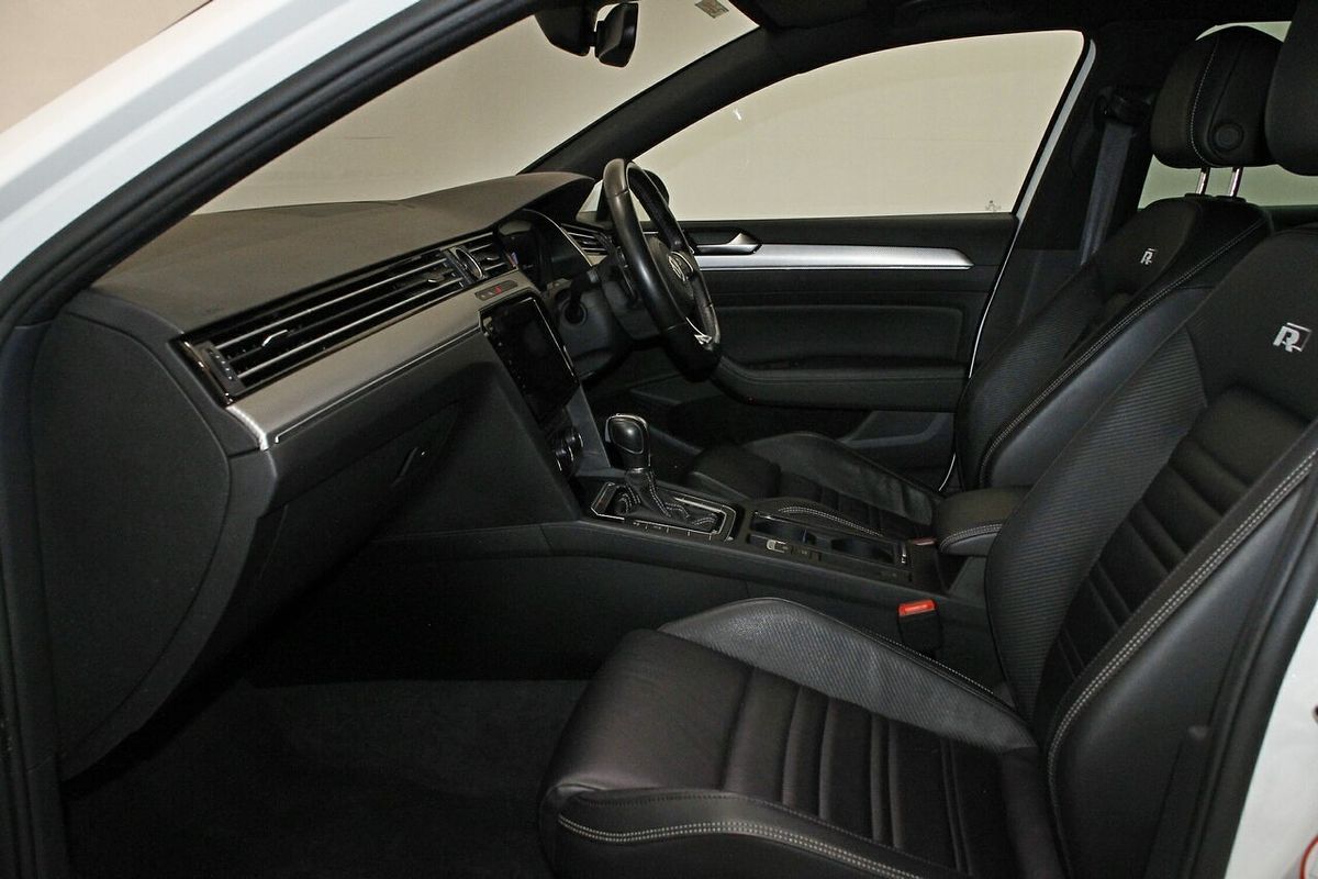 2019 Volkswagen Passat 206TSI R-Line B8