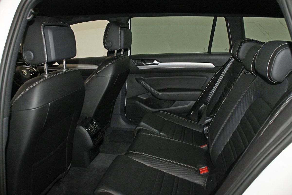 2019 Volkswagen Passat 206TSI R-Line B8