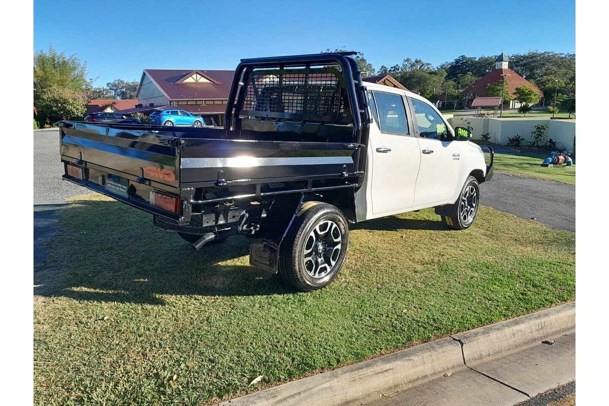 2016 Toyota Hilux SR (4x4) GUN126R 4X4