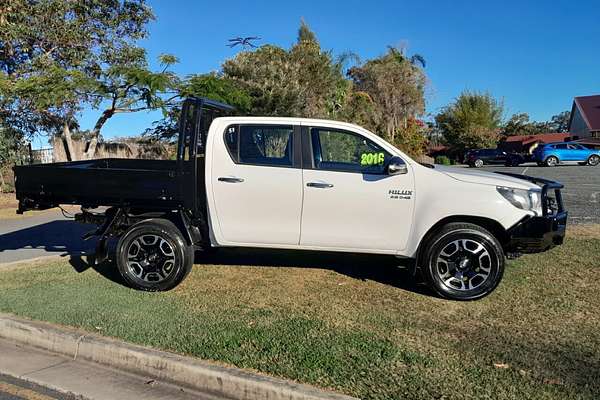 2016 Toyota Hilux SR (4x4) GUN126R 4X4
