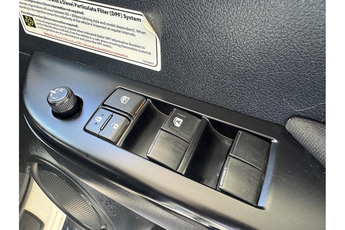 2021 Toyota Hilux SR GUN126R 4X4