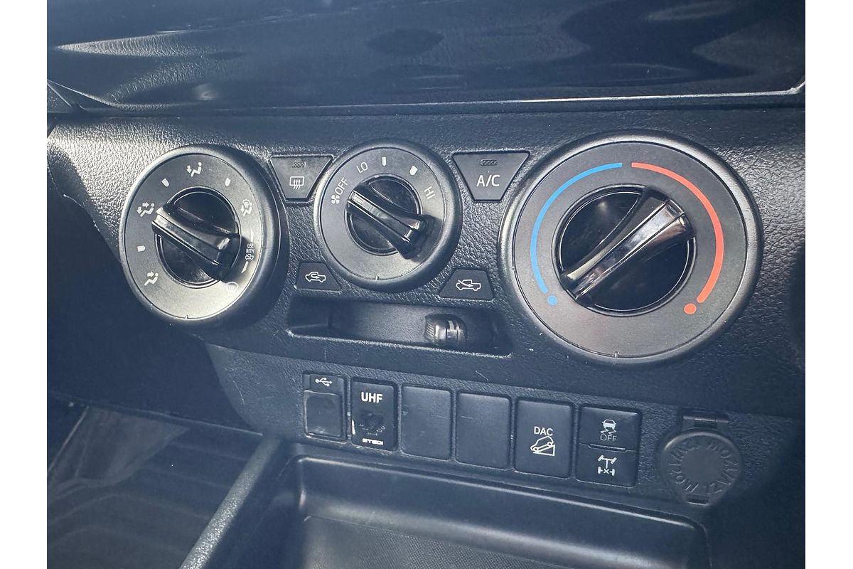 2021 Toyota Hilux SR GUN126R 4X4