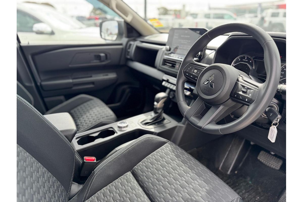 2024 Mitsubishi Triton GLX+ MV 4X4