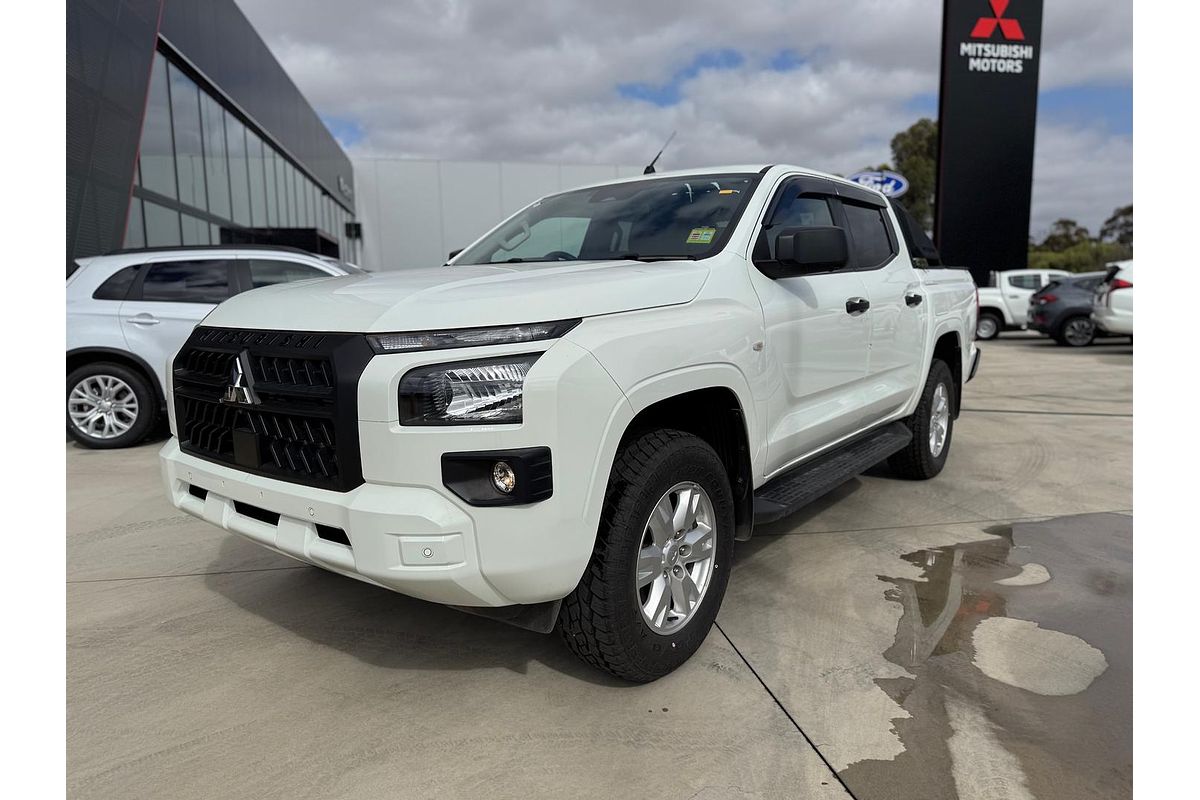 2024 Mitsubishi Triton GLX+ MV 4X4