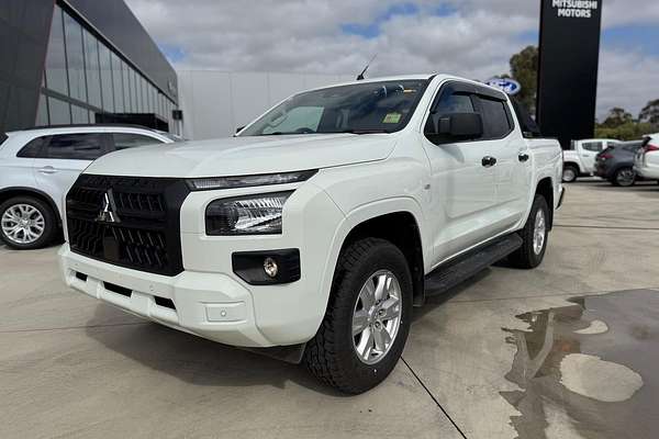 2024 Mitsubishi Triton GLX+ MV 4X4