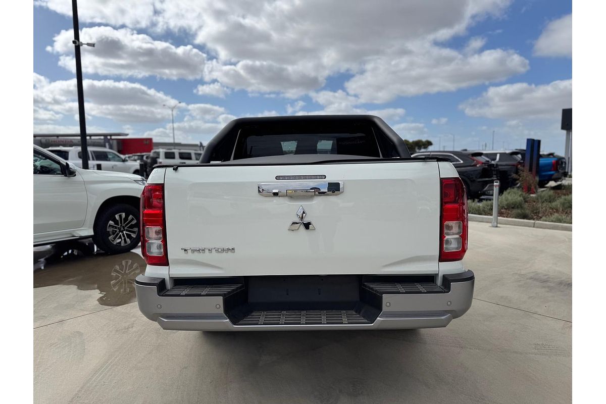 2024 Mitsubishi Triton GLX+ MV 4X4