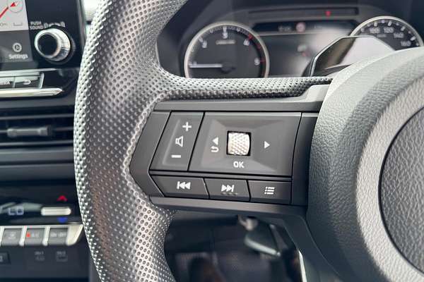 2024 Mitsubishi Triton GLX+ MV 4X4