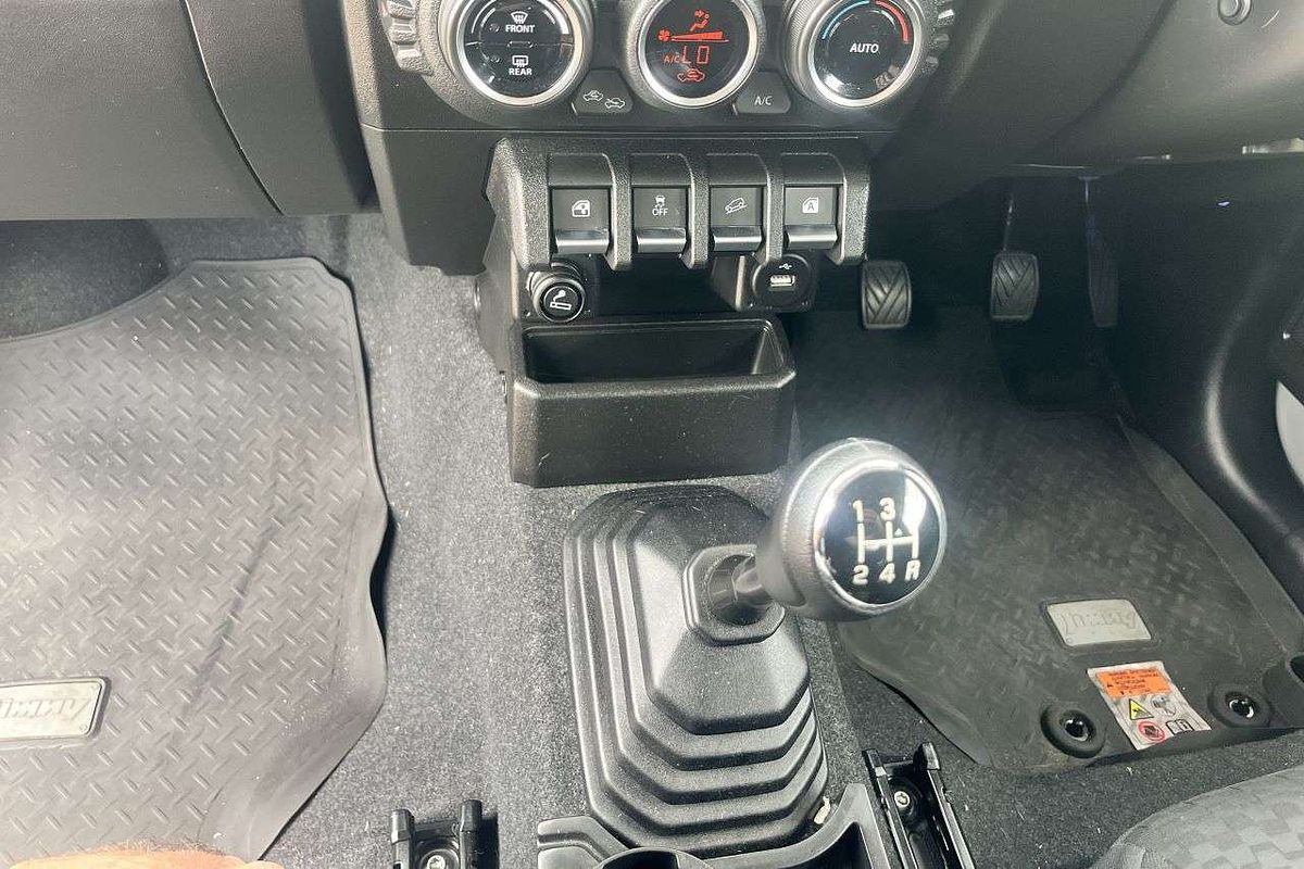 2023 Suzuki Jimny GLX GJ