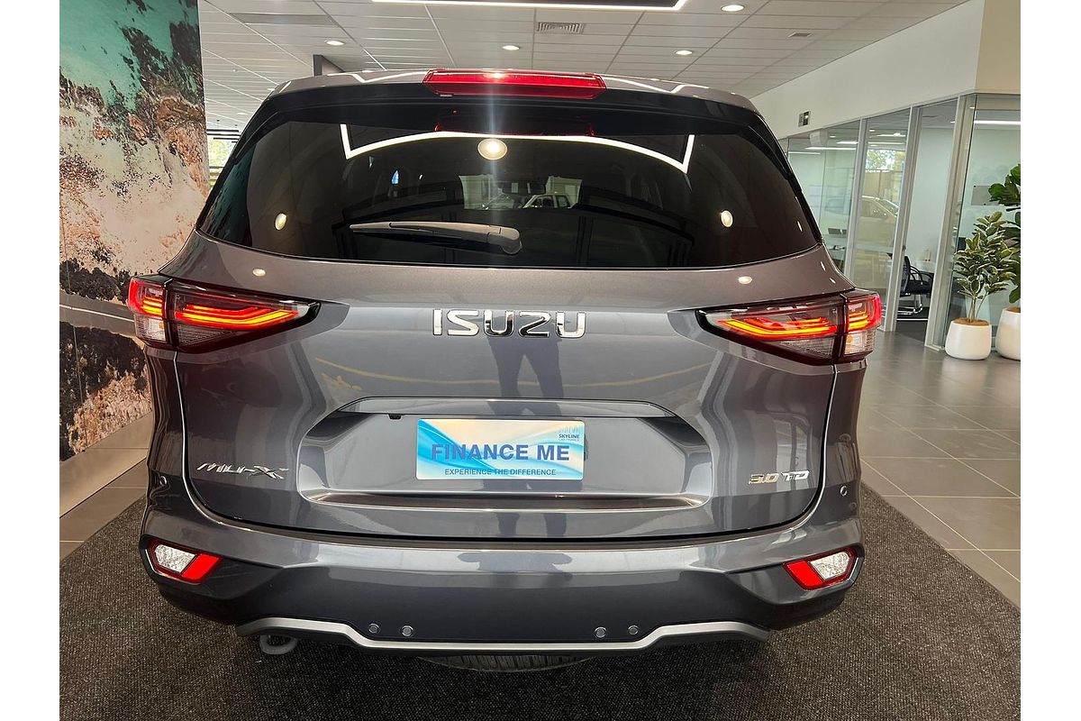 2023 Isuzu MU-X LS-U