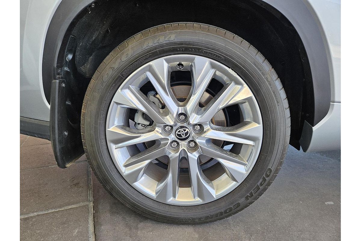 2022 Toyota Kluger Grande AXUH78R