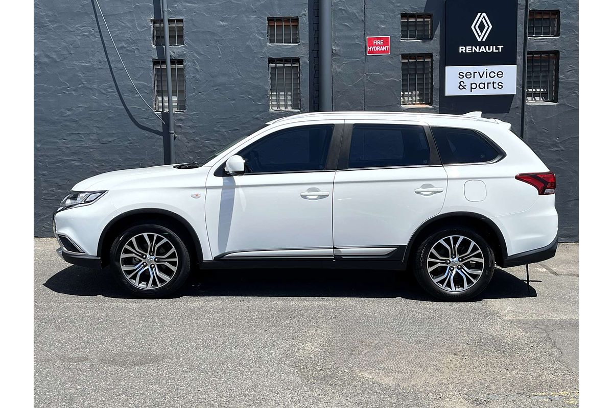 2017 Mitsubishi Outlander ES ADAS ZL
