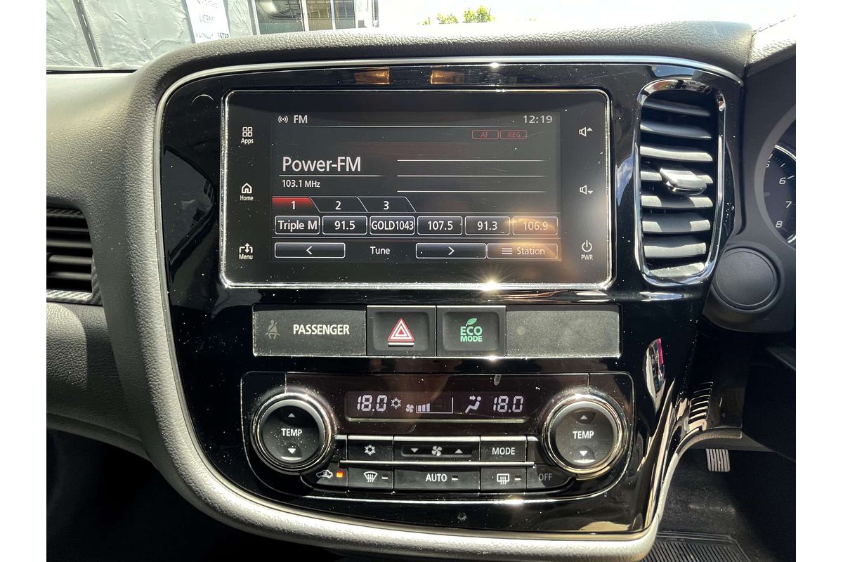 2017 Mitsubishi Outlander ES ADAS ZL